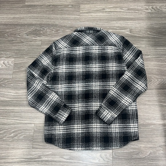 Distortion shirt jacket Flannel. Size L. NWT - Picture 5 of 5